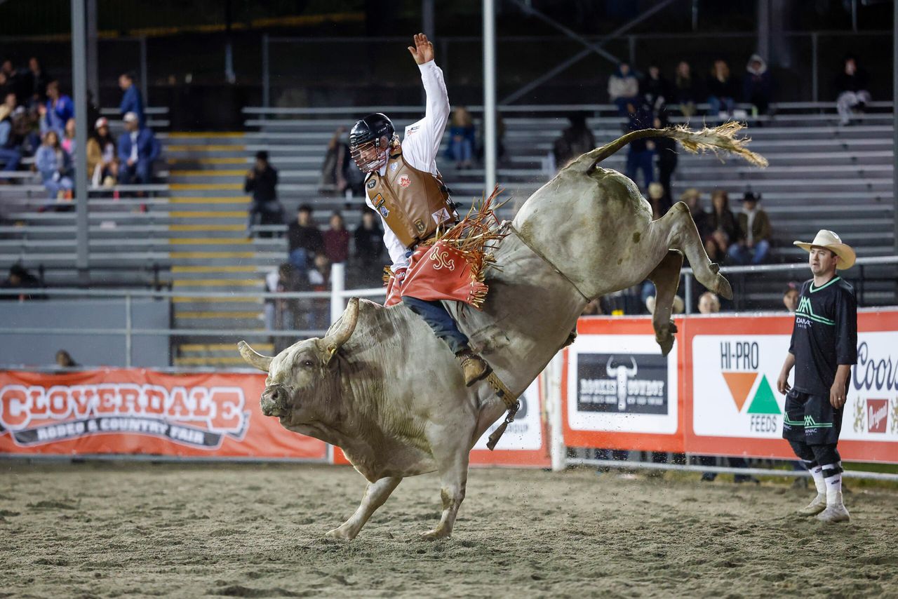 Pool A Go 1 Winner – Saddle Bronc – Jared Parsonage