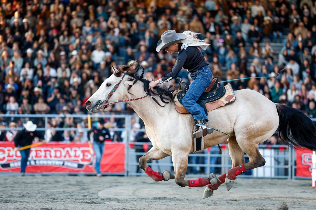 PAMELA MORRISON (CELISTA, BC) .Cloverdale Round 2